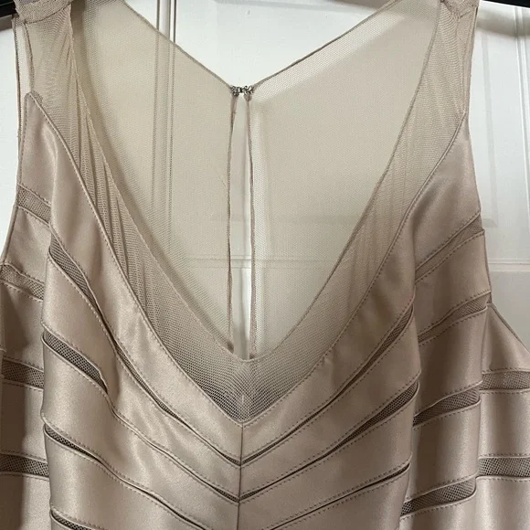 Xscape tiered elegant evening gown with mesh bodice - Picture 7 of 13